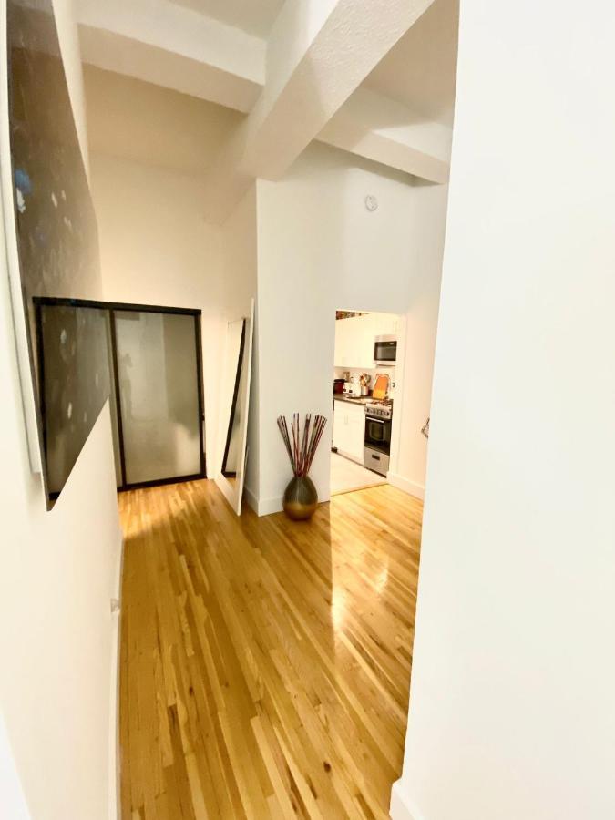 Luxury Apartments Next To Times Square ニューヨーク エクステリア 写真