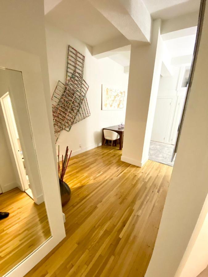 Luxury Apartments Next To Times Square ニューヨーク エクステリア 写真