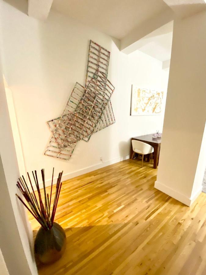 Luxury Apartments Next To Times Square ニューヨーク エクステリア 写真